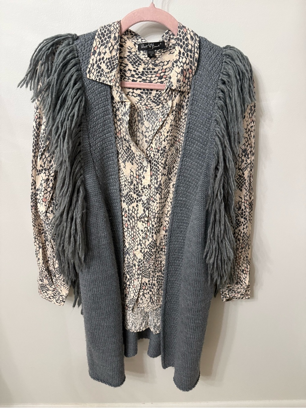 Fringed Open-Front Knit Vest in Gray